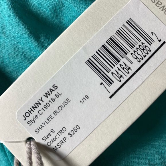 NWT Johnny Was Women’s Shaylee Boho Embroidered Tunic Top Blouse Size Small - Picture 3 of 15